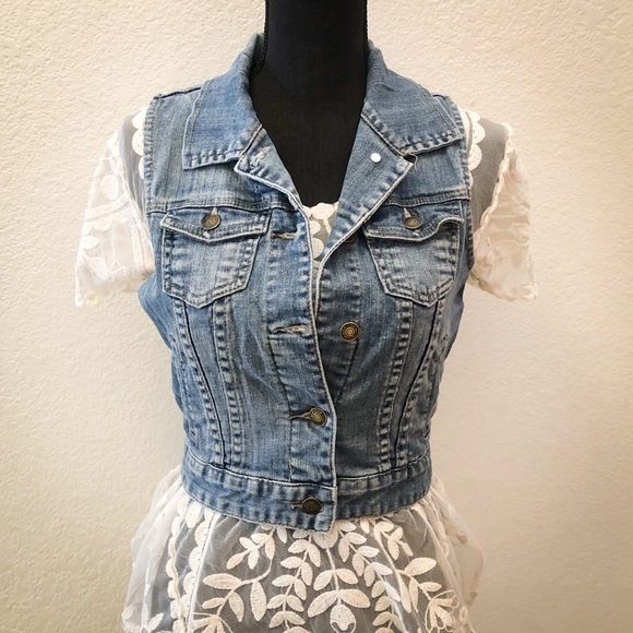 Gently Used I Love Hs1 Cropped Denim Vest - Picture 6 of 8